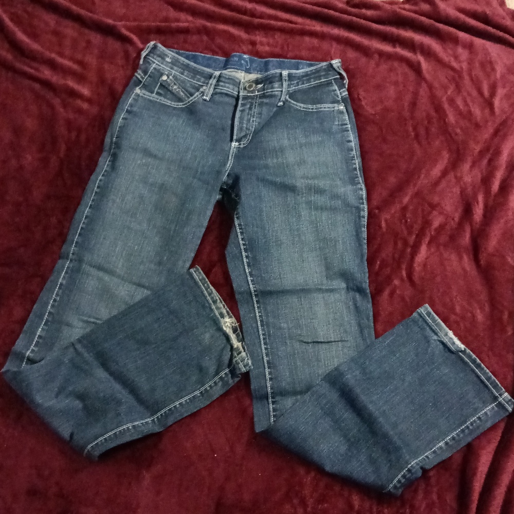 Wrangler  Q Baby no gap waistband size 7/8 /34